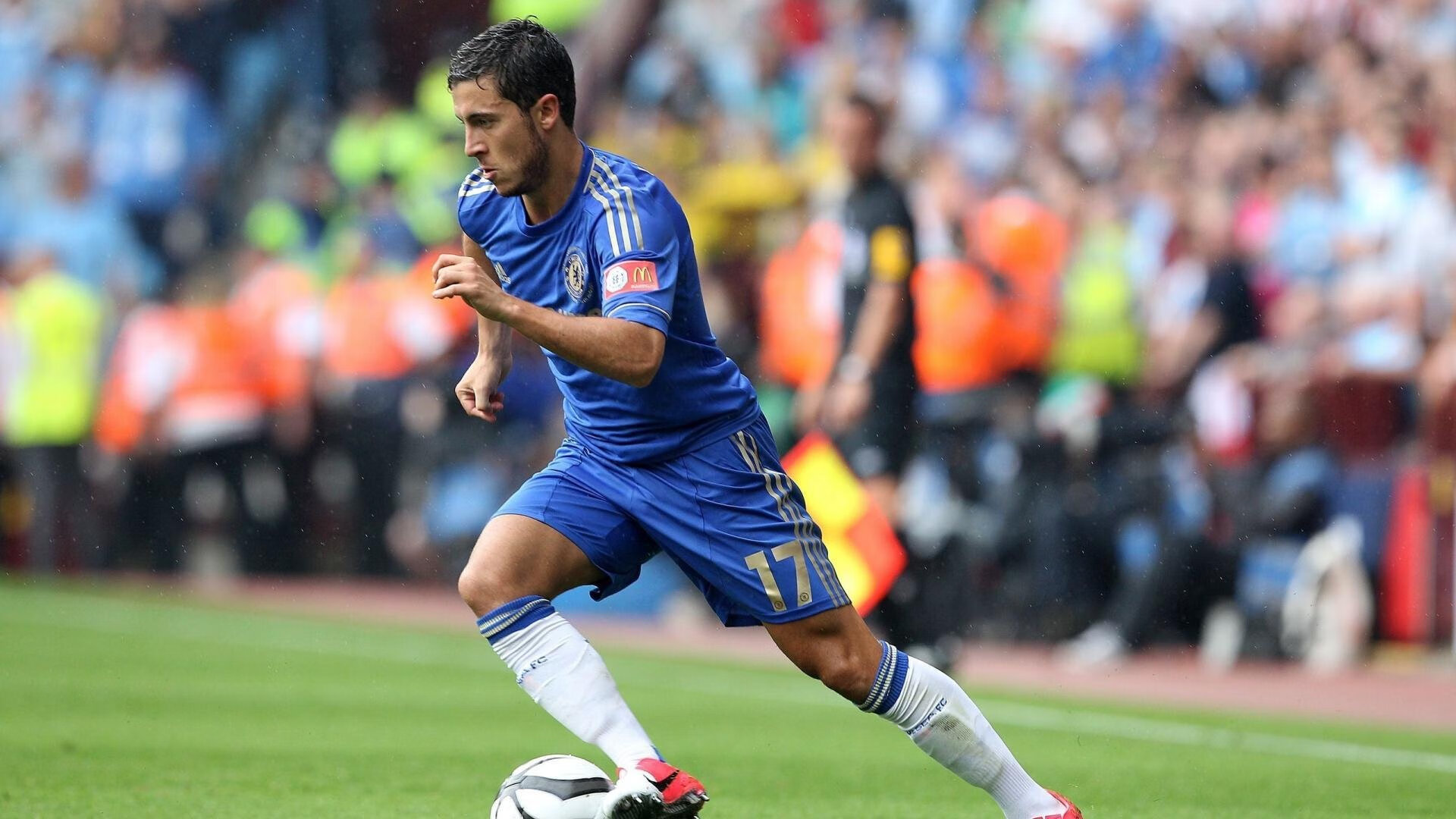 “多地暴雨雷暴,比赛时间频繁推迟”