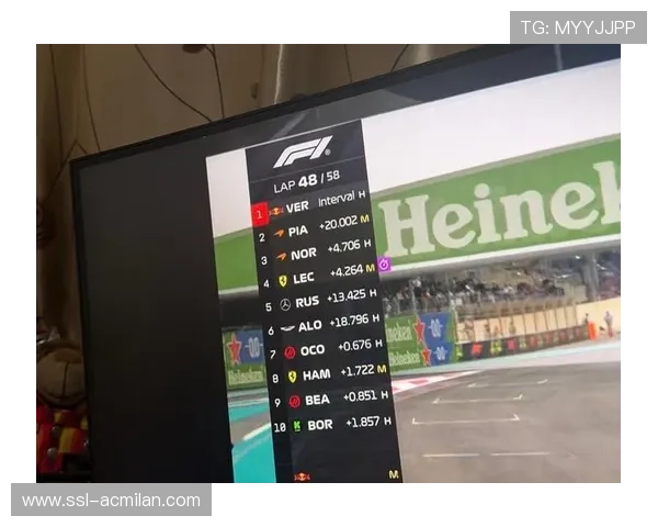 【冠军争夺激烈】一场比赛决定季后赛名次，冠军季中赛