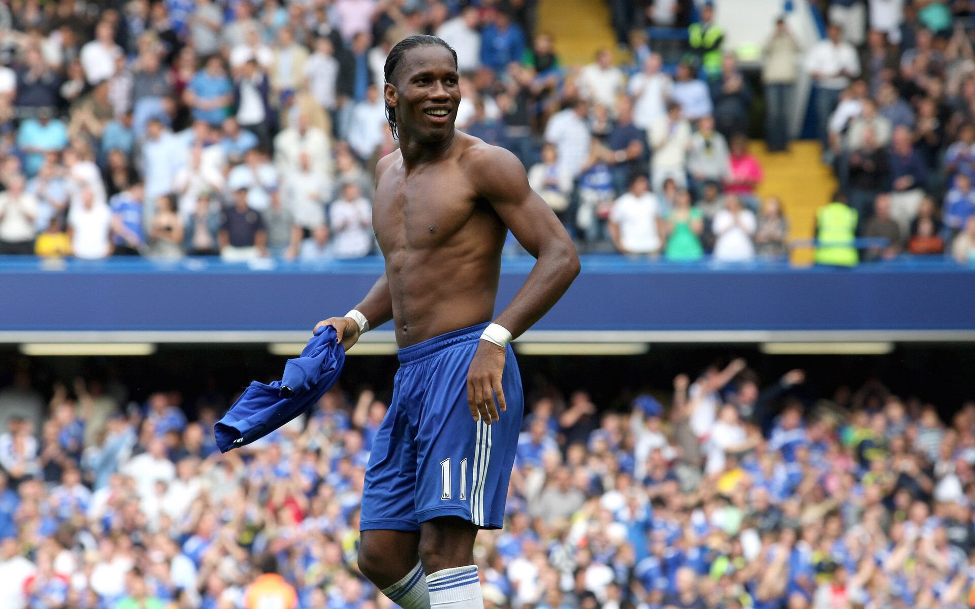 世界杯筹备：多国公布候选大名单 老将与新星竞争激烈